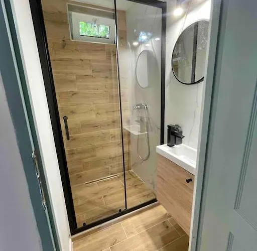 דירה Isteni 2 Akar 6-10 Fo