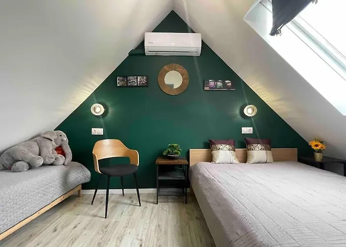 Isteni 2 Akar 6-10 Fo דירה *